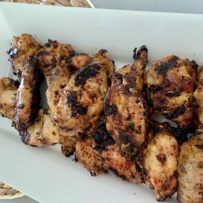 Ailes de poulet marinées et grillées au barbecue