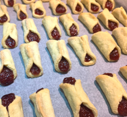 Goiabinhas - beliscões de goiaba - Biscuits à la pâte de goyave